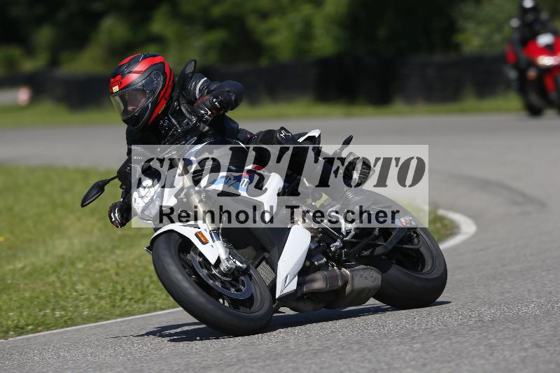 /Archiv-2024/29 12.06.2024 MOTO.CH Track Day ADR/Gruppe gelb/89